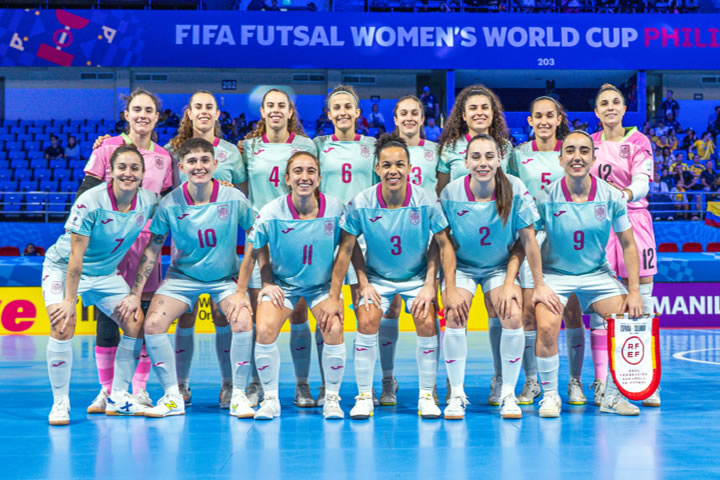 SPAIN VENCE A COLOMBIA